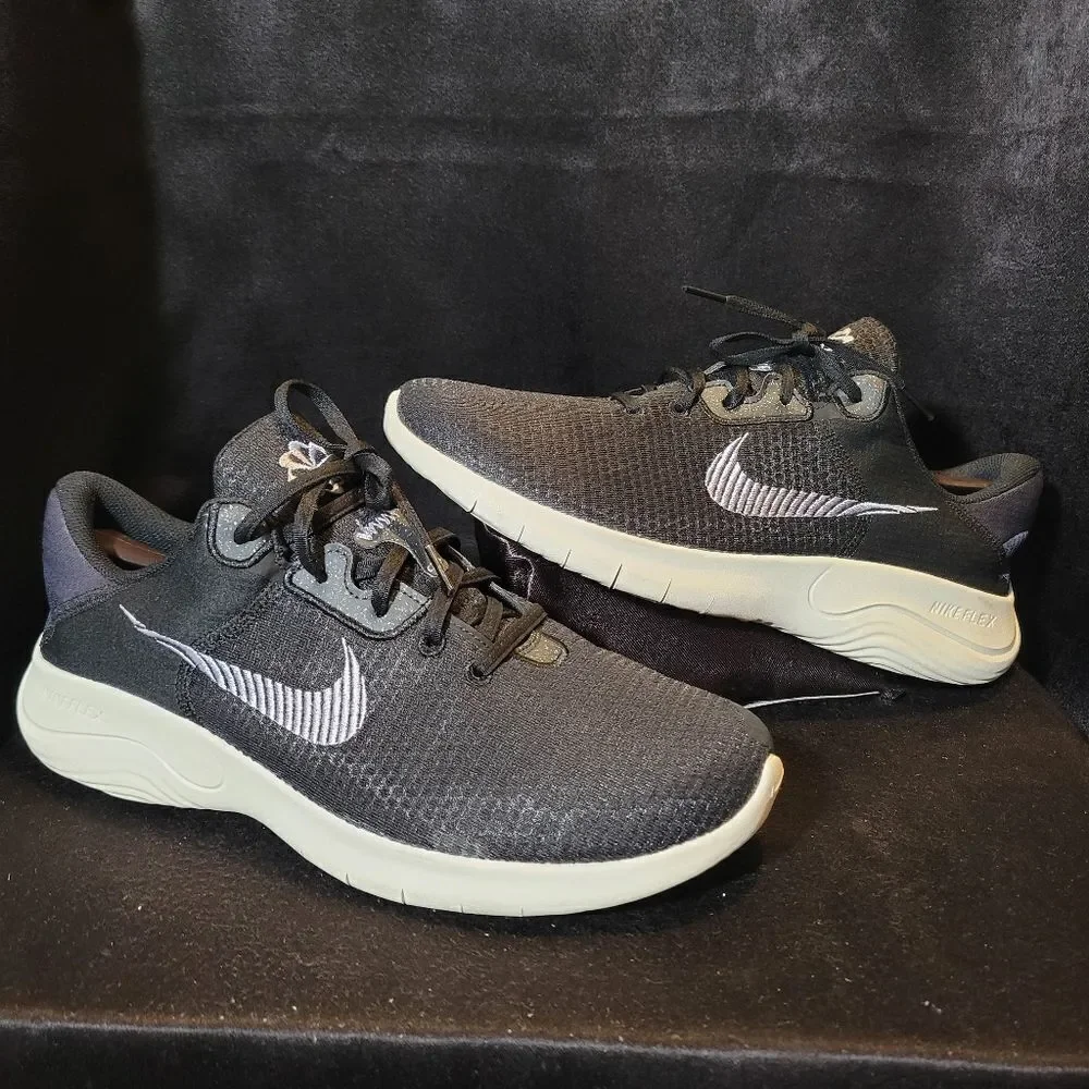 Nike men's 12